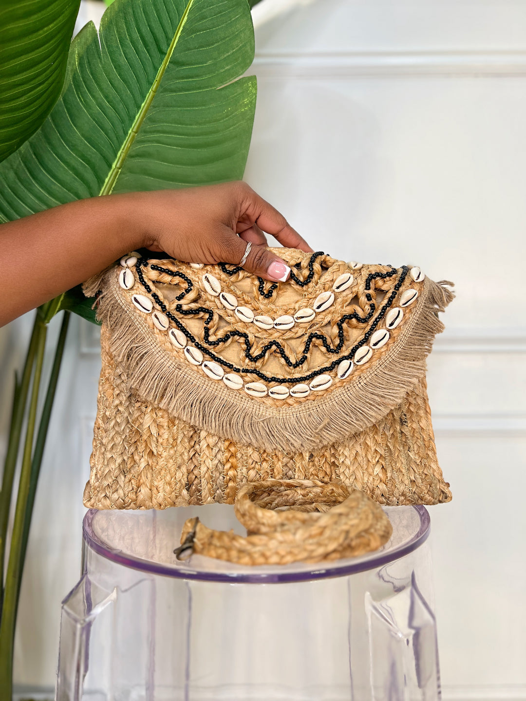 Shell & Straw Natural Clutch (Black/Natural)
